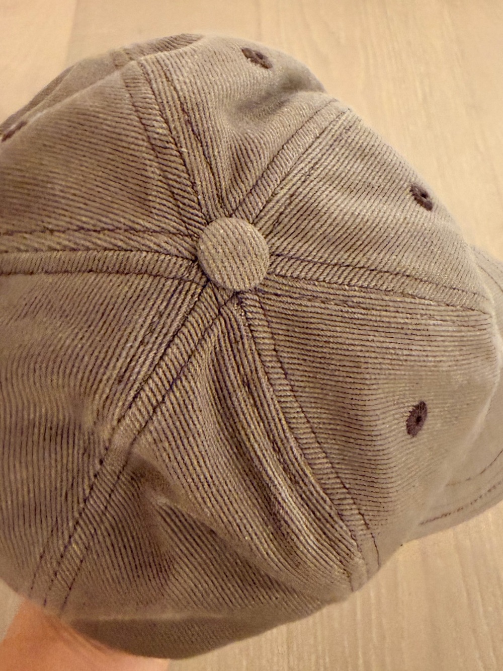Jacquemus Washed Taupe cotton Baseball Cap - Picture 5 of 9
